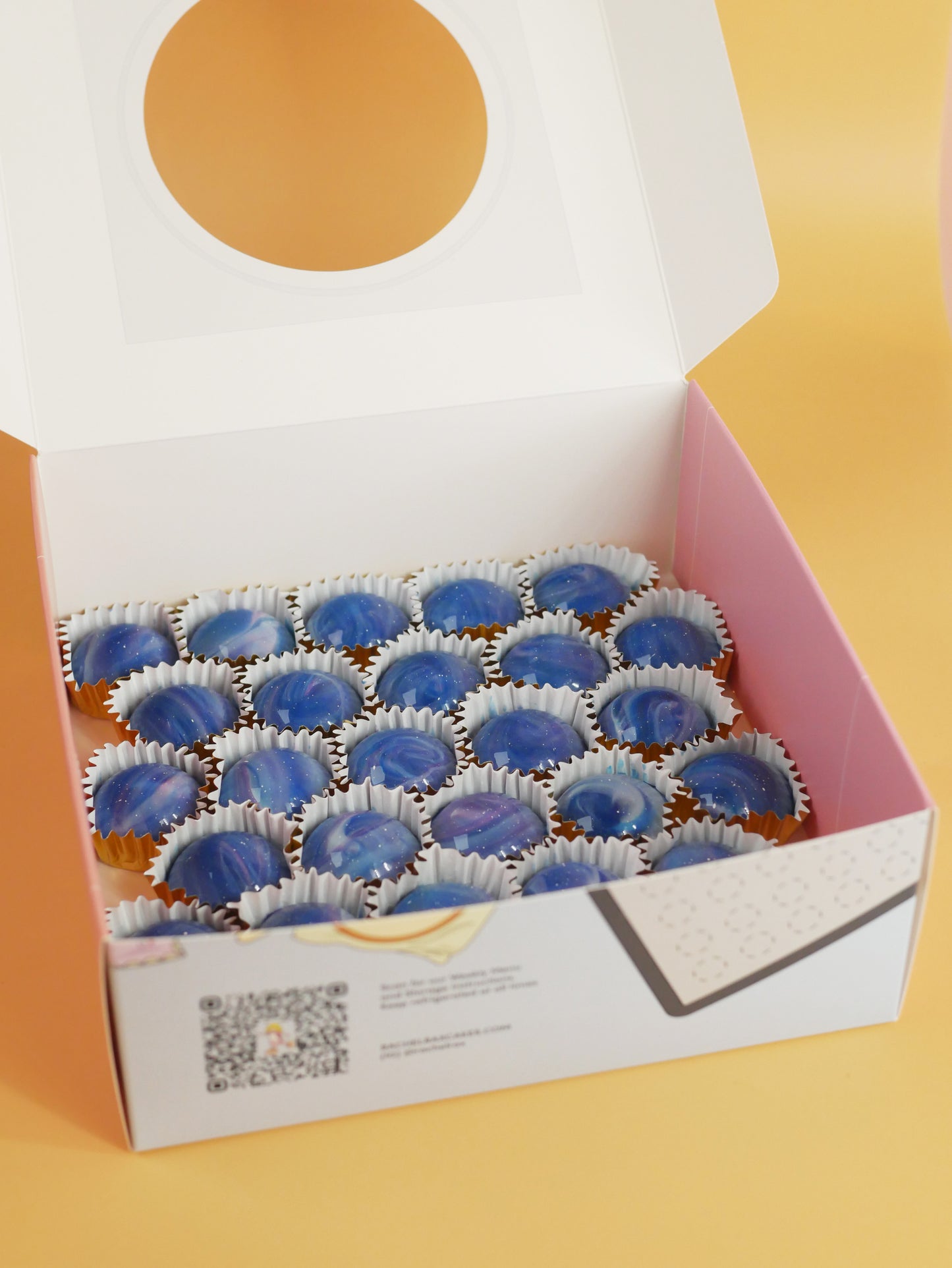 Mini Domes (Lead Time: 7 Days)